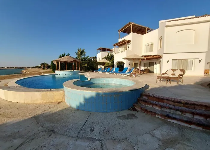Villa White 6 Br-38-ph5 *