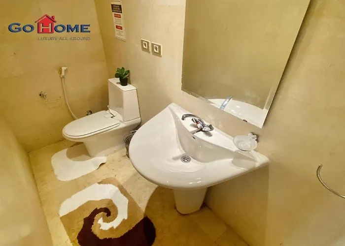 White 6 Br-38-ph5 Villa