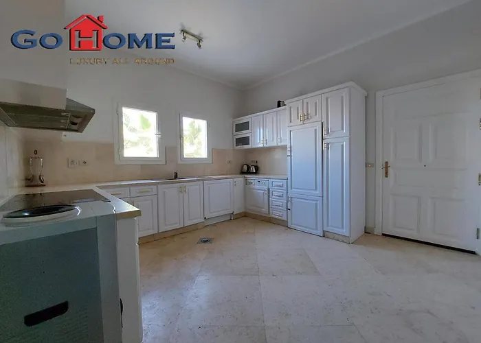 White 6 Br-38-ph5 Villa